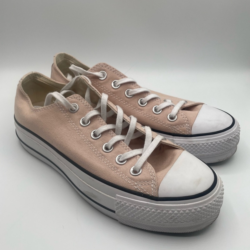 Converse Lift Platform Chuck Taylors dusty light pink M6 8